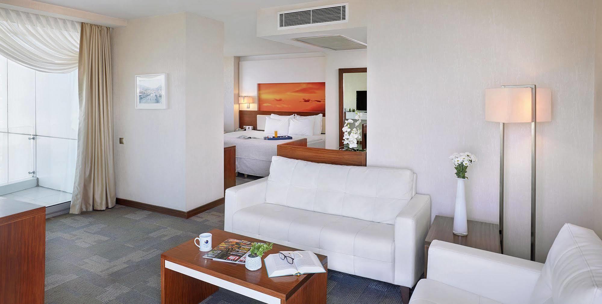 Kordon Hotel Pasaport Izmir Eksteriør billede